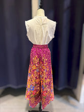 Load image into Gallery viewer, RB167C-Batik Culotte-L