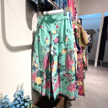 Load image into Gallery viewer, RB146-Batik Long Pants