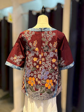 Load image into Gallery viewer, RB189- Batik Denim 3/4 Sleeve