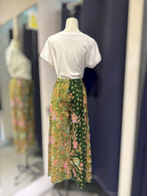 Load image into Gallery viewer, RB06AC- Batik Long Pants-S
