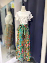 Load image into Gallery viewer, RB06AA- Batik Long Pants-L