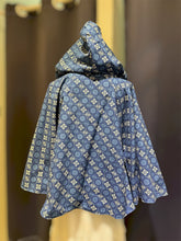 Load image into Gallery viewer, T104708- Indigo Printed Jacket With Hoodie
