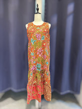 Load image into Gallery viewer, RB107D-Batik Sleeveless Dress(M)
