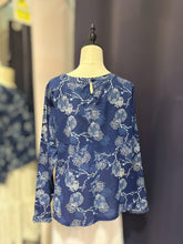 Load image into Gallery viewer, T104586-Long sleeve
