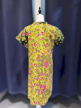 Load image into Gallery viewer, RB212A-Batik Dress(S,M,L)
