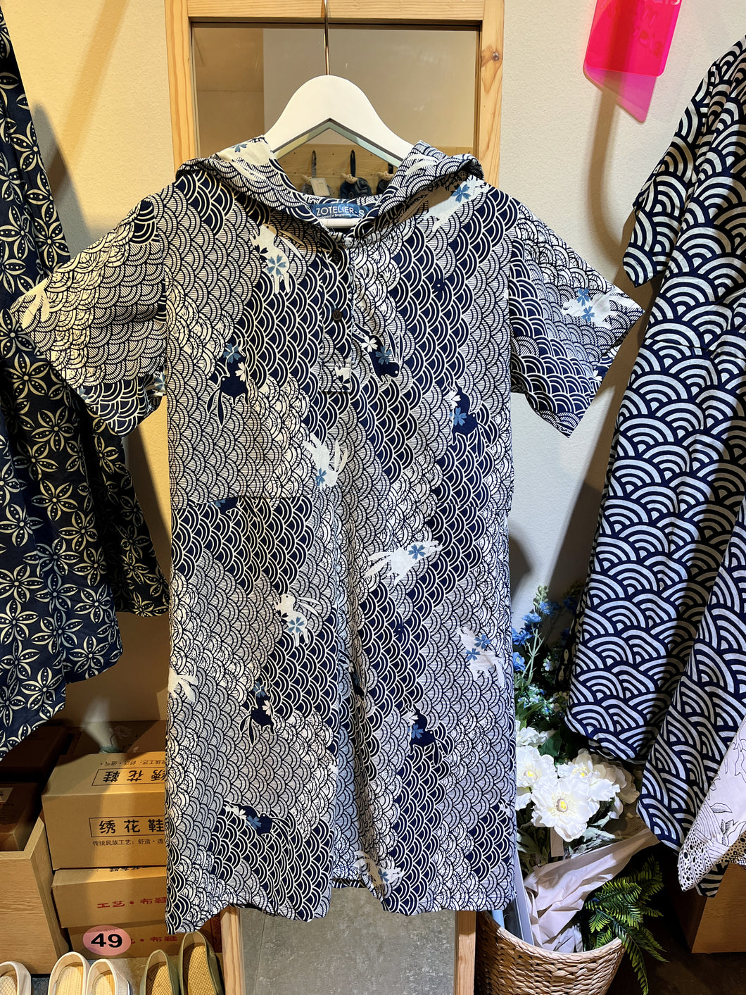 T104377-Hoodie Short Sleeve Dress