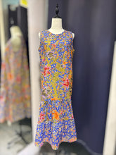 Load image into Gallery viewer, RB107H-Batik Sleeveless Dress(L)
