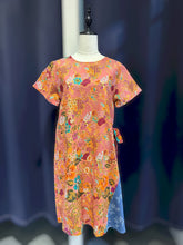 Load image into Gallery viewer, RB13E-Batik Dress(S,M)
