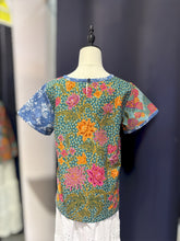 Load image into Gallery viewer, RB05B-Denim Batik Top-S

