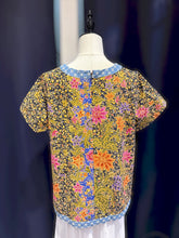 Load image into Gallery viewer, RB204D-Batik Blouse(L)
