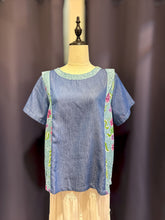 Load image into Gallery viewer, RB207D-Denim Batik Top(M)
