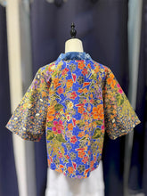 Load image into Gallery viewer, RB160A-Batik &amp; Denim 3/4 Blouse-M

