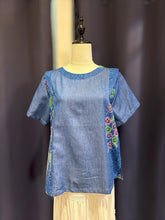 Load image into Gallery viewer, RB207C-Denim Batik Top(M)
