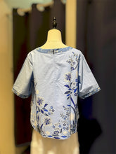Load image into Gallery viewer, RB189E- Batik Denim 3/4 Sleeve-M

