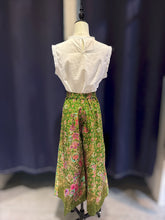 Load image into Gallery viewer, RB167A-Batik Culotte-L
