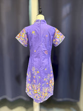Load image into Gallery viewer, RB155-Batik Dress
