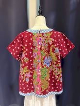Load image into Gallery viewer, RB204E-Batik Blouse(L)
