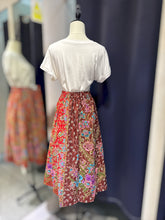 Load image into Gallery viewer, RB142H-Batik Skirt-M,L
