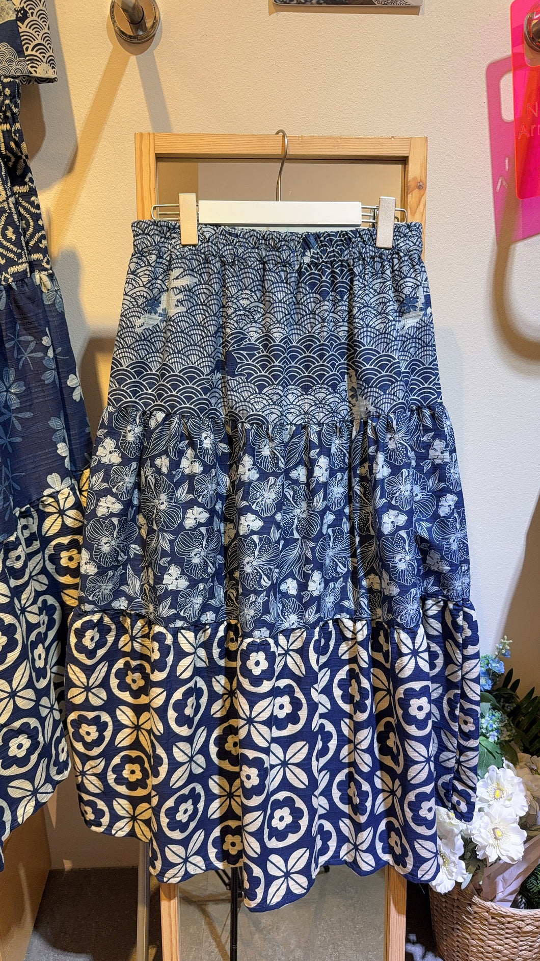 T104425-long skirt
