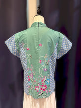 Load image into Gallery viewer, RB229D-CNY Blouse(M)
