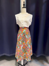 Load image into Gallery viewer, RB142B-Batik Skirt-M
