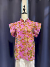 Load image into Gallery viewer, RB185D-CNY Batik Blouse(M)
