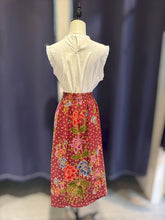 Load image into Gallery viewer, RB142C-Batik Skirt-M
