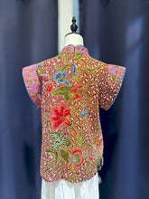 Load image into Gallery viewer, RB185B-CNY Batik Blouse(S)
