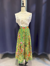 Load image into Gallery viewer, RB167A-Batik Culotte-L

