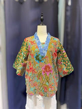 Load image into Gallery viewer, RB160B-Batik &amp; Denim 3/4 Blouse-M
