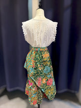Load image into Gallery viewer, RB141E-Batik Skirts (L)
