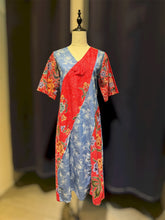 Load image into Gallery viewer, RB1130C-Batik V-Neck Dress-S
