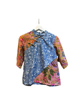 Load image into Gallery viewer, RB186-Batik CNY blouse
