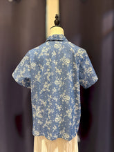 Load image into Gallery viewer, RB206E-Denim Batik Collar Top(M)
