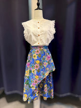 Load image into Gallery viewer, RB141C-Batik Skirts (S)

