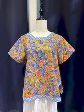 Load image into Gallery viewer, RB204B-Batik Blouse(S,M)
