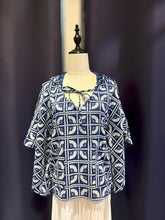 Load image into Gallery viewer, T104821-Indigo Hoodie Top
