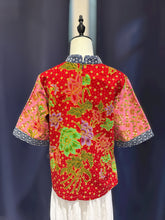 Load image into Gallery viewer, RB219C-3/4 CNY sleeves Top(M,L)
