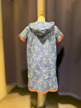 Load image into Gallery viewer, RB213F-Denim Batik Dress With Hoodie-L
