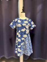 Load image into Gallery viewer, T104785-Indigo Denim Short Sleeve Dress
