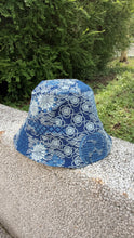 Load image into Gallery viewer, H11002E-Indigo Reversible Hat
