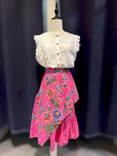 Load image into Gallery viewer, RB141B-Batik Skirts (S,M,L)
