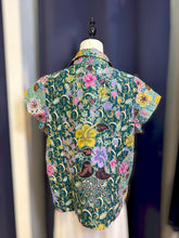 Load image into Gallery viewer, RB205G-Batik Short Sleeve Top(L)
