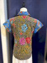 Load image into Gallery viewer, RB205B-Batik Short Sleeve Top(S)
