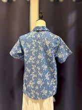 Load image into Gallery viewer, RB206B-Denim Batik Collar Top(S)
