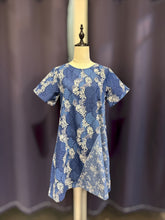 Load image into Gallery viewer, T104787-Indigo Denim Short Sleeve Dress
