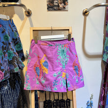 Load image into Gallery viewer, RB104-Batik Short
