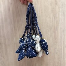 Load image into Gallery viewer, G034-Fish Key chain$8
