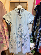 Load image into Gallery viewer, RB155-Batik Dress
