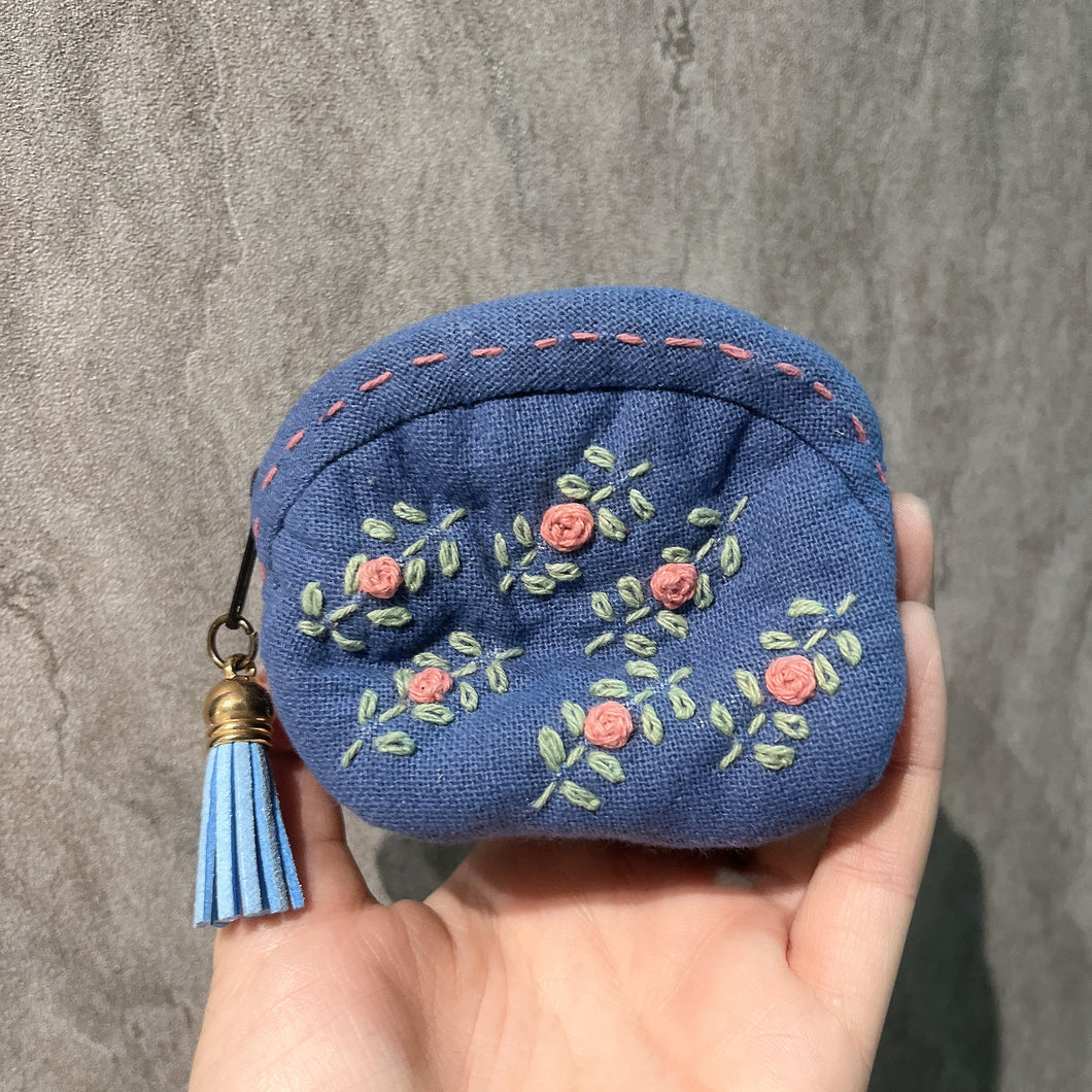 G016-Coin Pouch$8